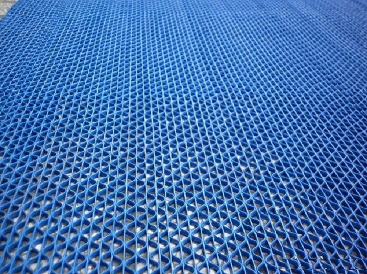 thảm nhựa trải sàn lưới gợn sóng xanh dương 1
